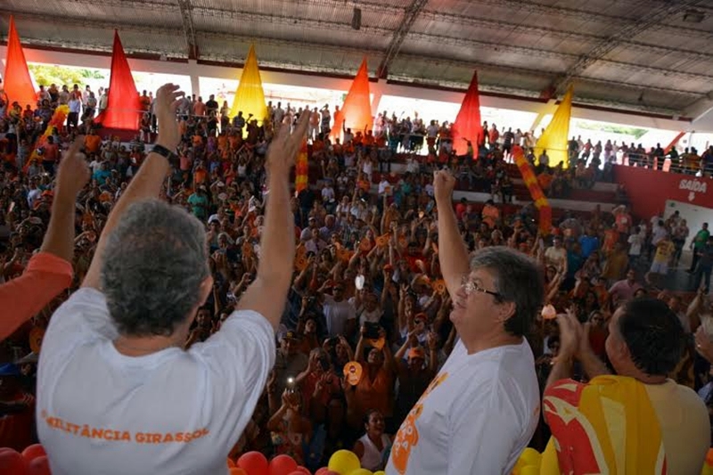 ricardo coutinho e joao azevedo convenção