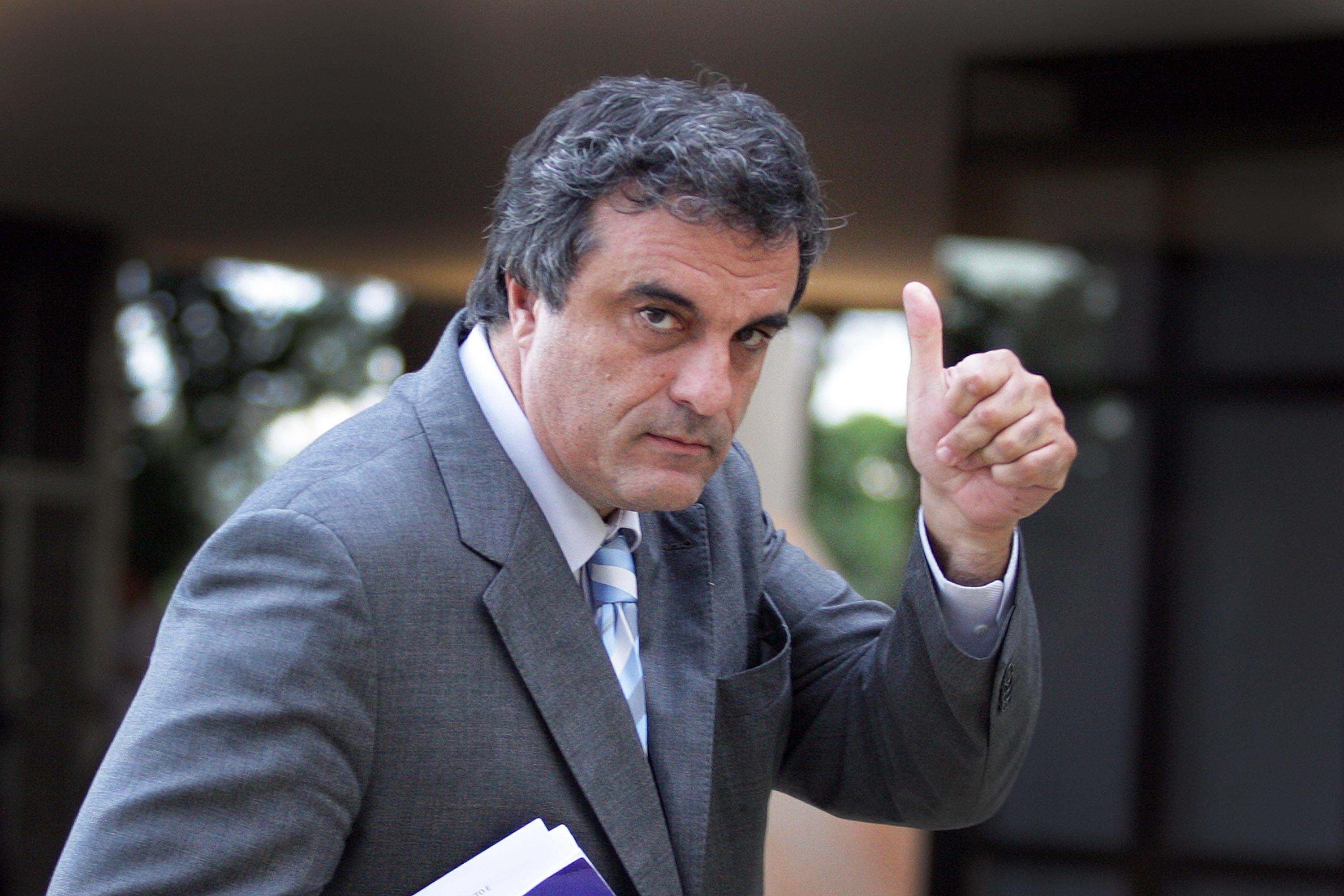 CARDOZO DEIXA O CCBB