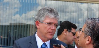 RC assina termo de cooperação com Governo de Pernambuco para construção de adutora