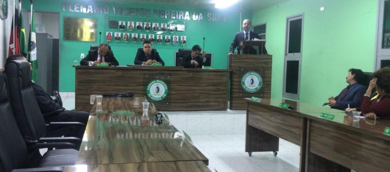 Por 12 votos a 5, vereadores cassam mandato do vice-prefeito de Bayeux, Luiz Antônio