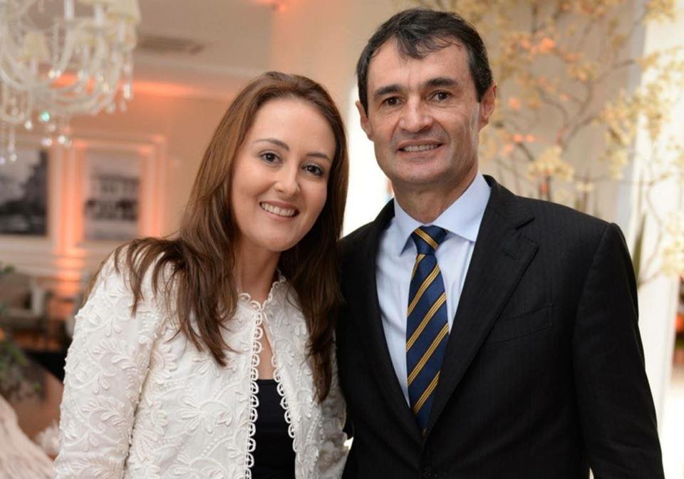 Romero não tem coragem em disputar, mas indica esposa para compor chapa