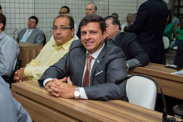 Após Leto Viana ser preso, vereador Vitor Hugo é o novo prefeito de Cabeelo