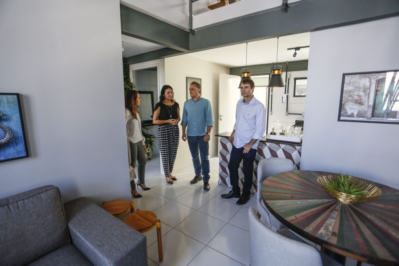 Cartaxo e Romero visitam obras da Villa Sanhauá e trocam experiências em João Pessoa