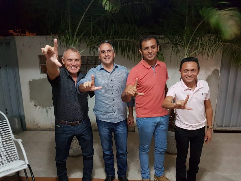 Com lideranças do Sertão, Lucélio defende investimentos na saúde