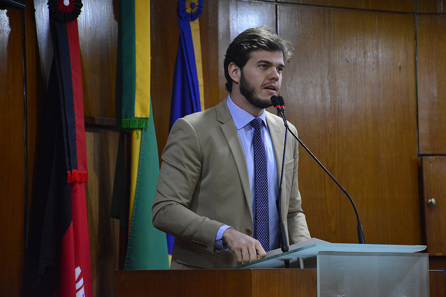 Tendo uma das suas bandeiras de atuação, deputado alerta população para aumento no número de câncer