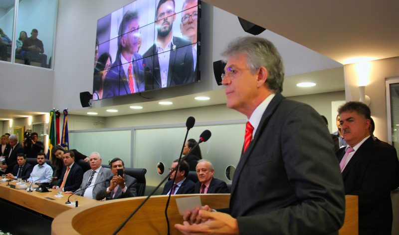 OUÇA: RC prestigia inauguração das novas instalações da ALPB e destaca empenho de Gervásio 