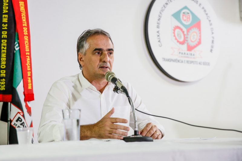 “Faremos da segurança pública prioridade na gestão”, diz Lucélio em debate com policiais