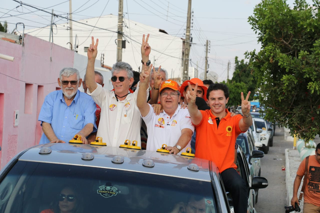 João percorre mais oito cidades e faz comício em Pilar, nesta sexta-feira
