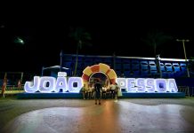 Prefeitura instala iluminação especial no Hospital Santa Isabel e no letreiro no Busto de Tamandaré