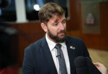 Lei Michelle Bolsonaro: Vereador Fábio Lopes Apresenta Plano de Ação para a Semana de Conscientização