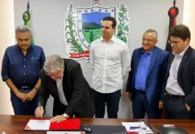 João Azevêdo assina portarias para fortalecer setor de laticínio e gerar emprego e renda na Paraíba