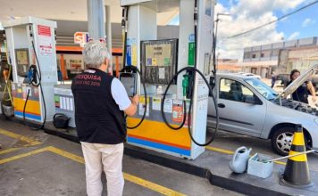 Litro da gasolina registra alta de R$ 0,12 no menor preço e Procon-JP divulga lista dos postos mais baratos