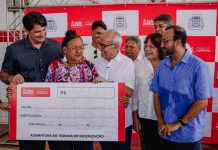 Cícero Lucena entrega moradia digna, escrituras e indenizações a famílias do Complexo Beira Rio, além de obra de contenção em Miramar