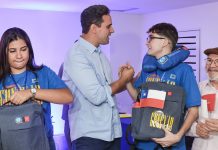 Governador Lucas Ribeiro participa de pré-embarque de 59 estudantes da rede estadual para o Chile pelo Conexão Mundo