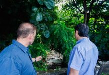 Leo Bezerra acompanha fiscalização e exige correção de ligação irregular em afluente do Rio Cuiá