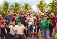 Efraim garante apoio à criação de centro de convivência para mototaxistas de Sousa