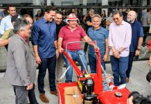 Governador Lucas Ribeiro entrega 174 microtratores e destaca aprovação de mais de R$ 400 milhões para a agricultura familiar