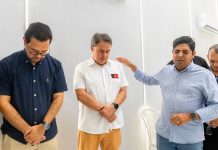 Efraim participa de reunião com cristãos em Bayeux e reafirma defesa da vida e da família